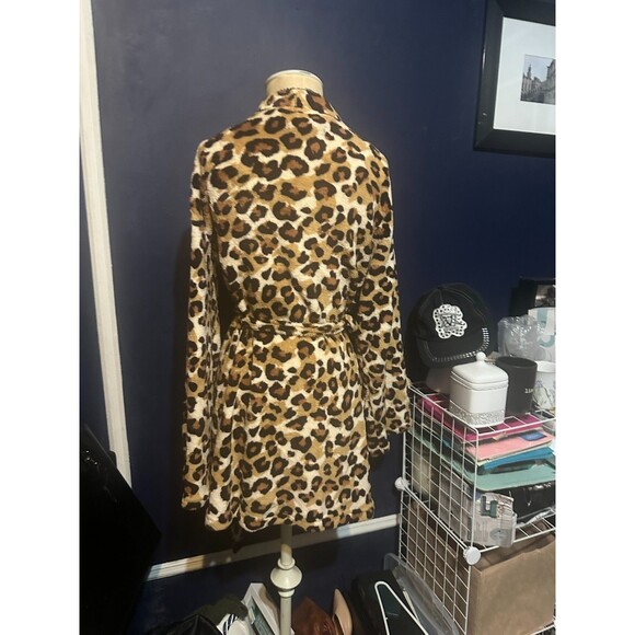 PJ Couture Cheetah Robe Womens Small Plush Knee Length Pockets Belted Soft - Picture 3 of 3